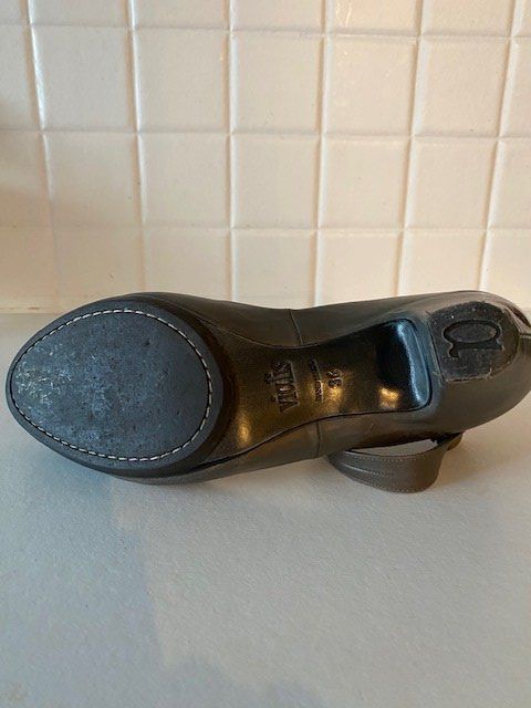 Scarpe da donna: Pumps der Marke Vialis Grösse 36 – Usato da Bauma venduto da Orvault 3