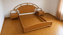 Struttura letto in bambù intrecciato + 2 comodini coordinati