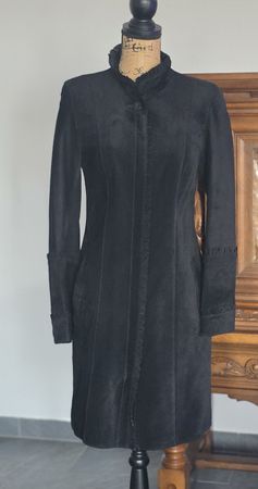 Wunderschöne Schwarzer Mantel aus Wildleder, Grösse S/M ,Neu