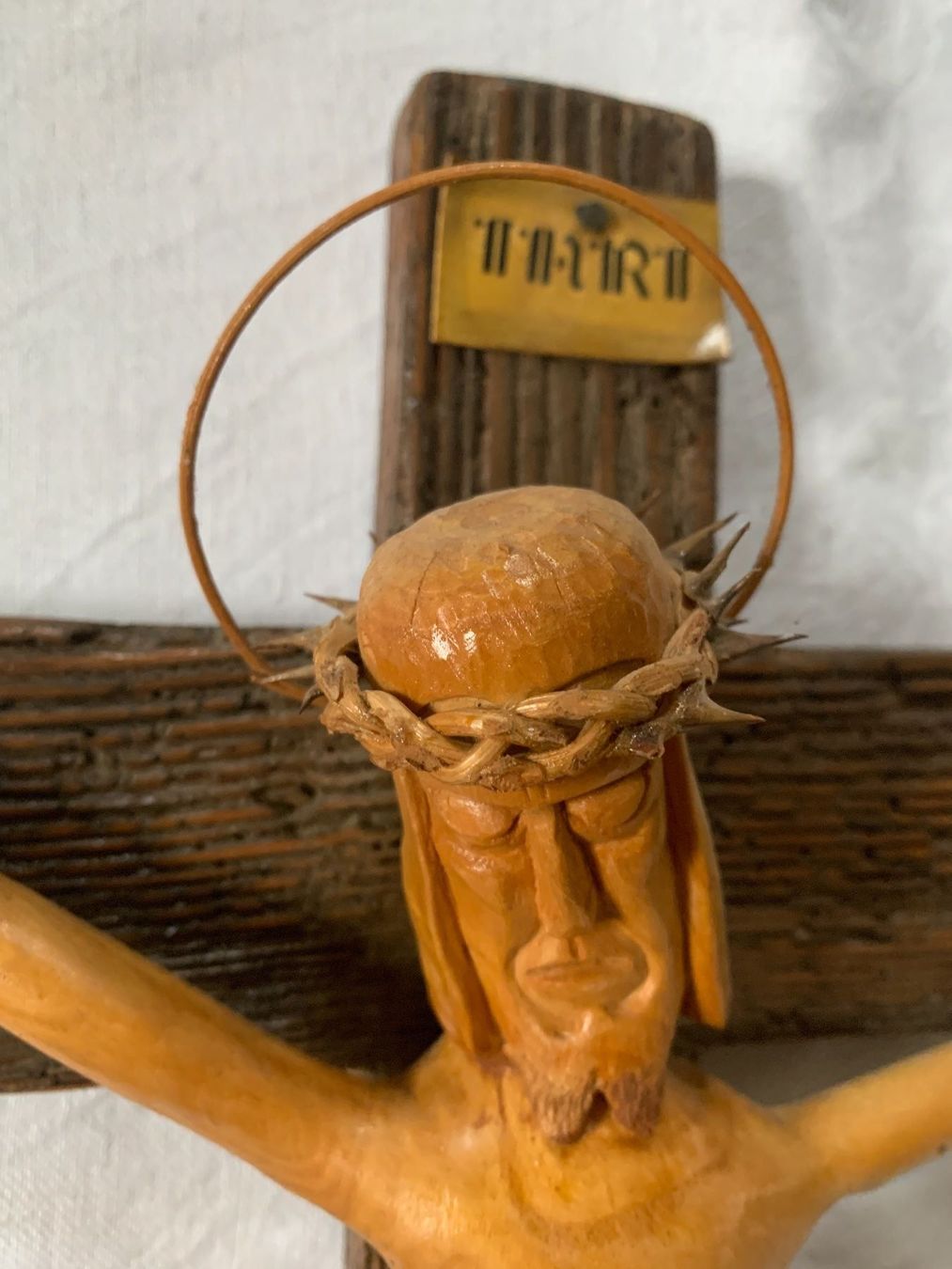 Skulpturen & Statuen: Kruzifix (Holz / Holz) – Gebraucht aus Stans von Abukadnezar 2