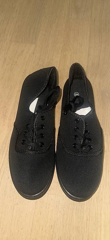 Damenschuhe: Lot baskets femme  – Gebraucht aus Grand-Lancy von ssa_k59z 1