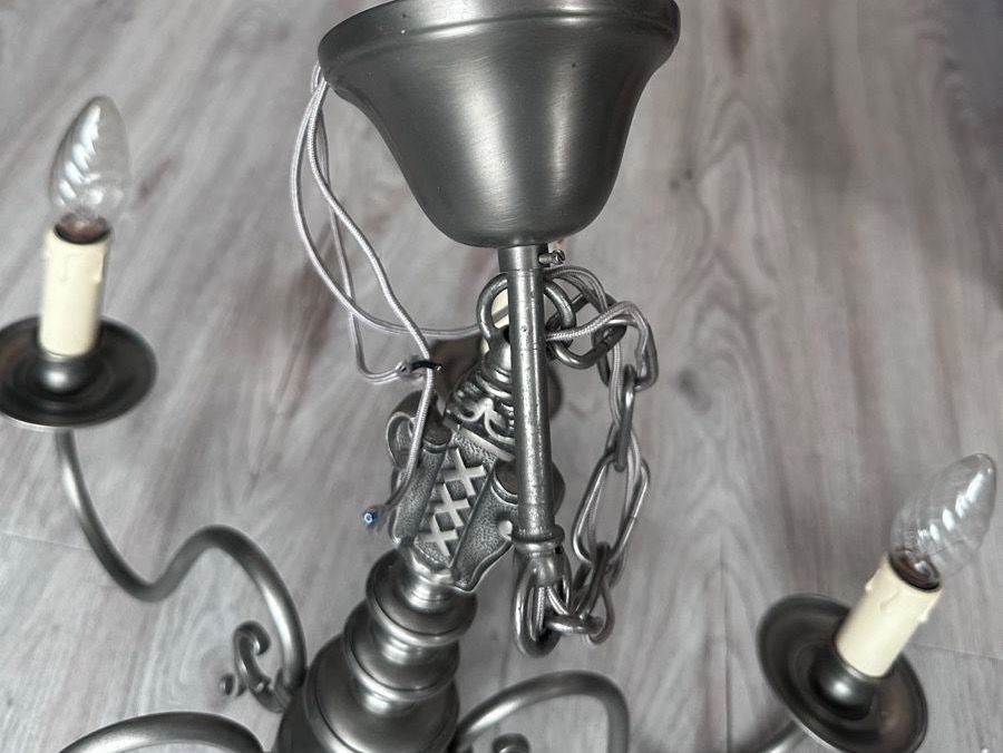 Kronleuchter & Deckenlampen: Zinnfarbener Kronleuchter Ritter Style – Gebraucht aus Rickenbach b. Wil von sunneschii_ 1