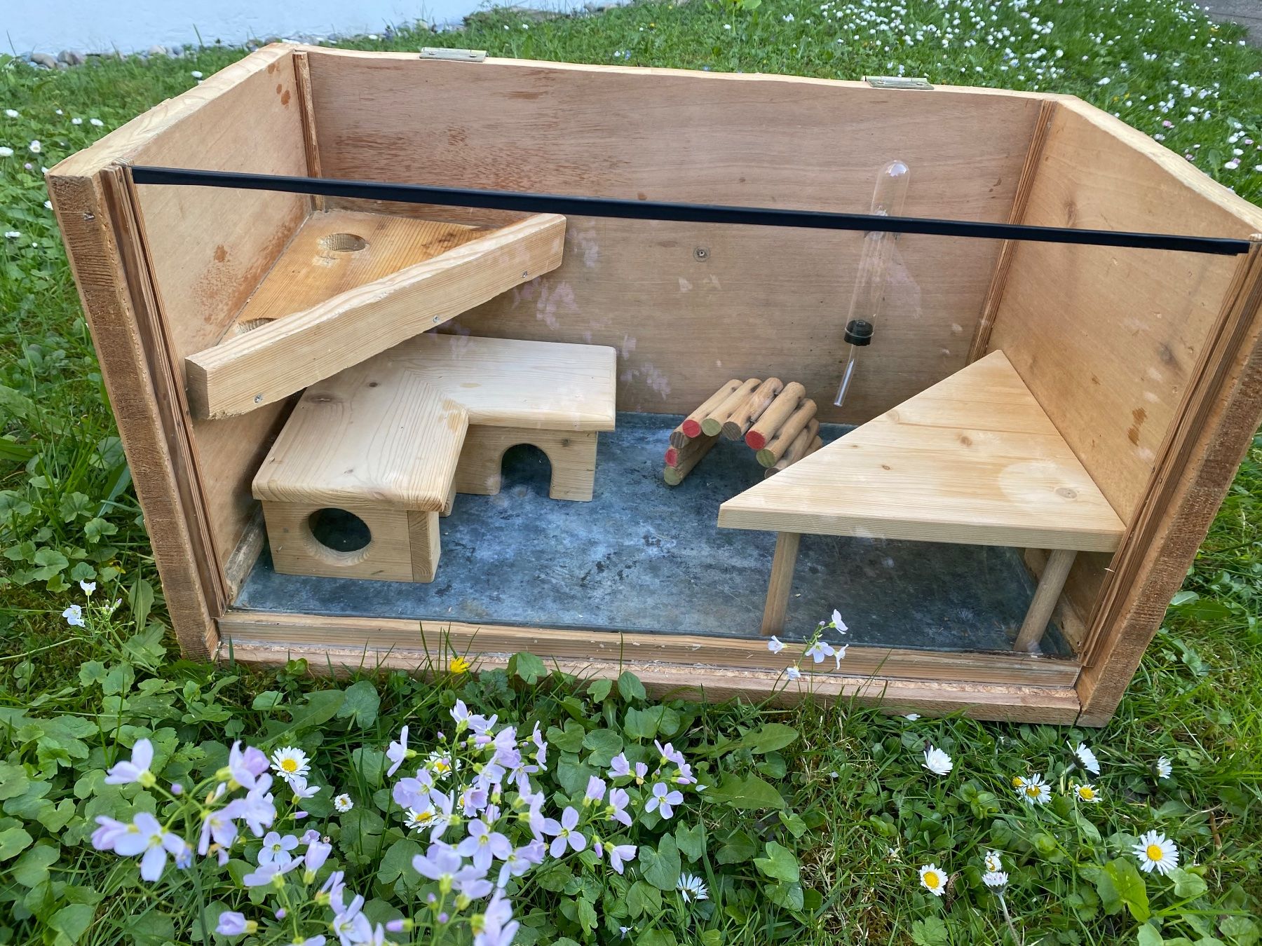 Terrarium: Hamster-/Mäusekäfig – Gebraucht aus Zürich von Schoens