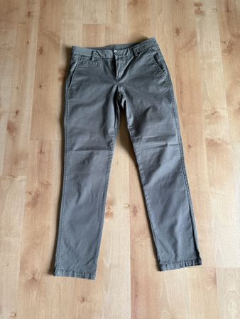 Chinos. Benetton. Size 34 Khaki 👖