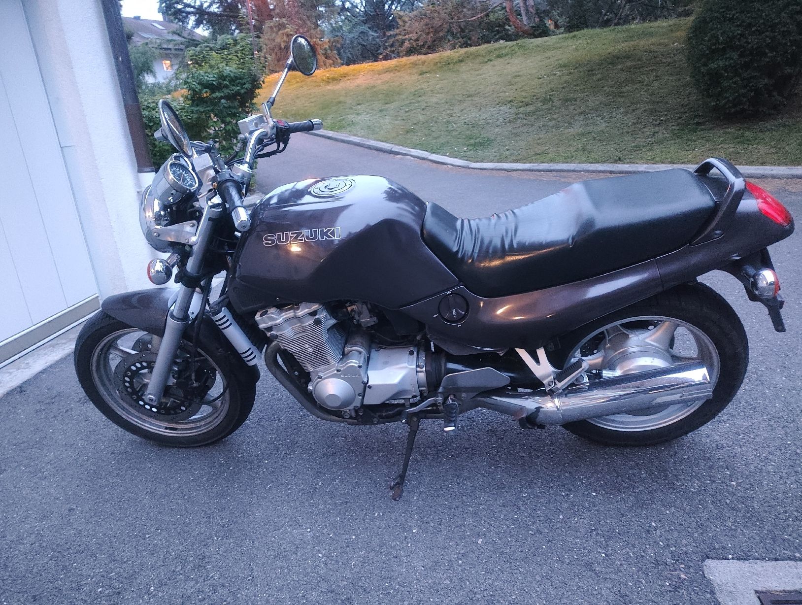 Suzuki Strada: GSX 1100 G  – Usato da St-Sulpice VD venduto da flowwolf7 1