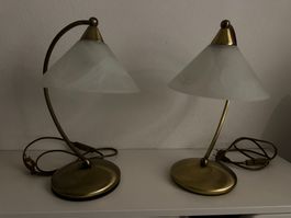 2 Nachttischlampen
