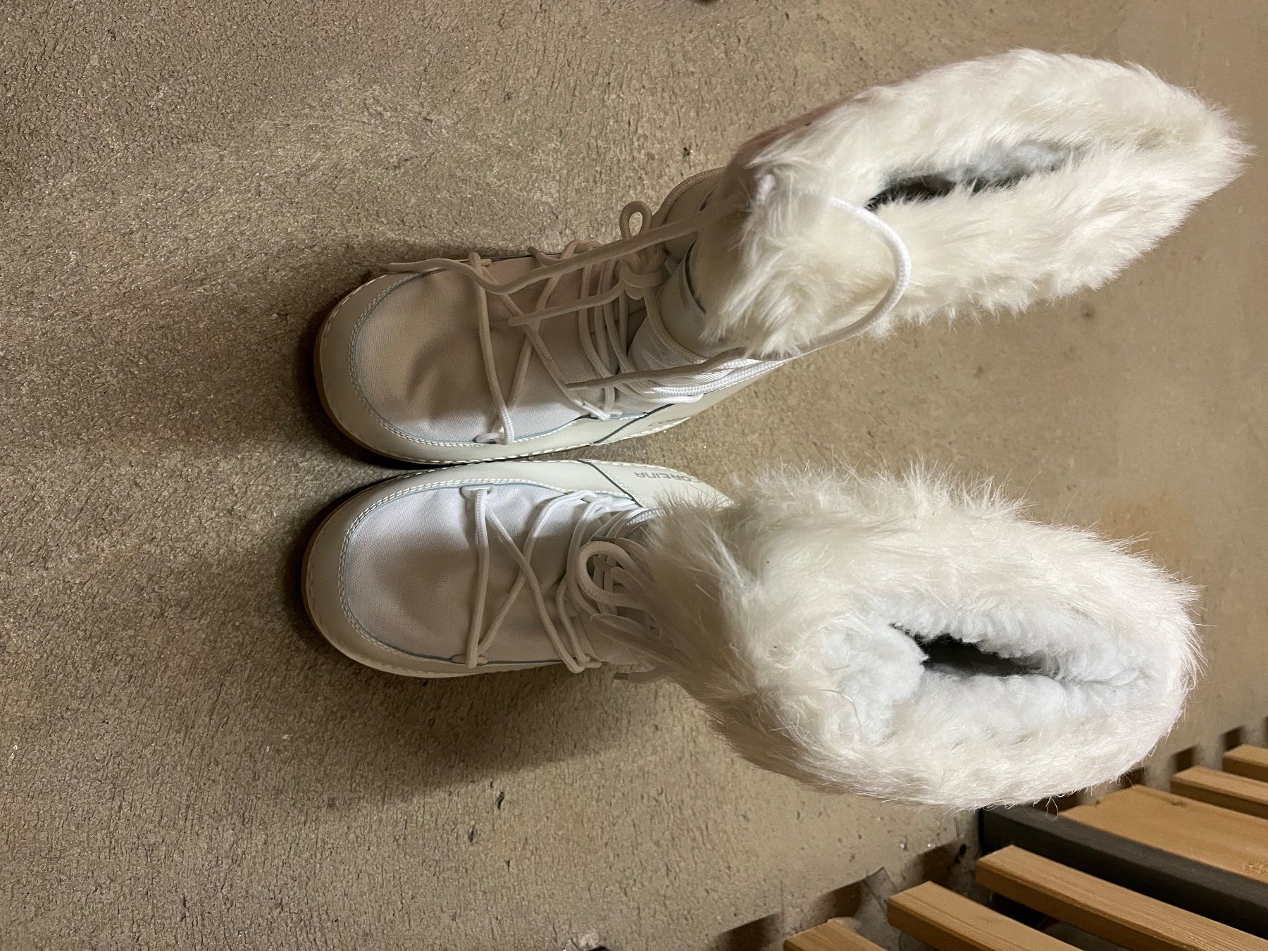 Moon Boot Scarpe da uomo: Snowboots, taille 38-40 – Nuovo (secondo la descrizione) da Genève venduto da Lalafanny66 2