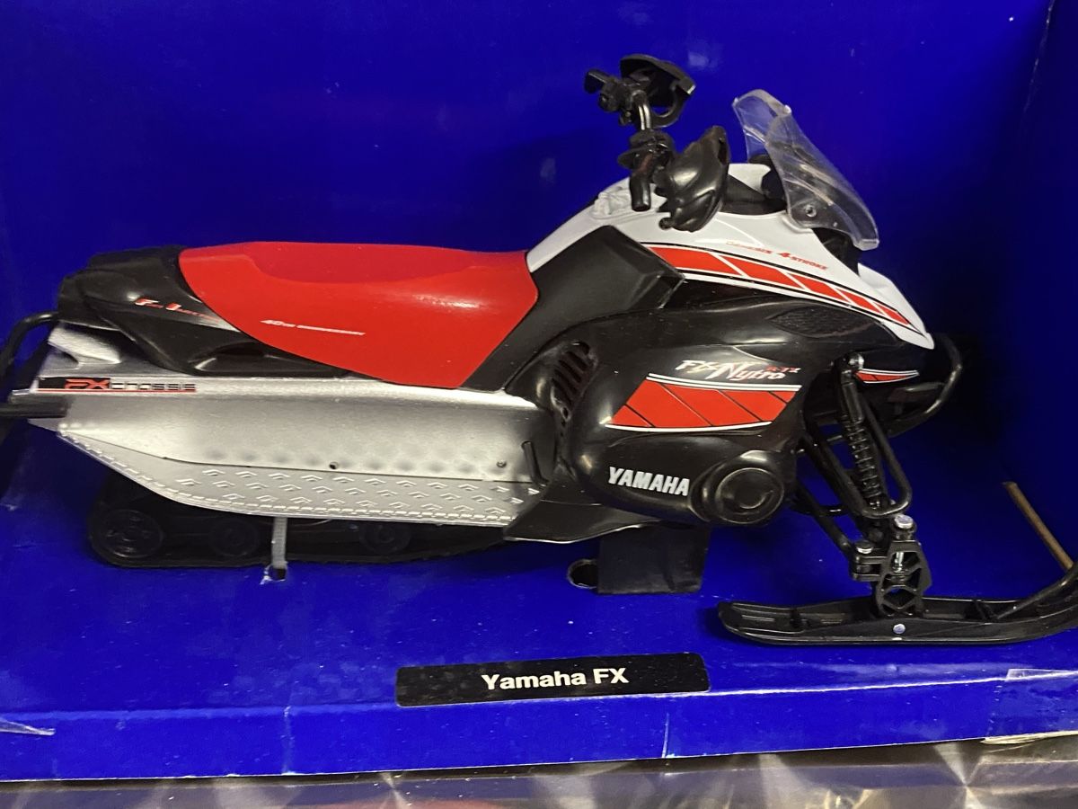 Modellbausätze & Standmodelle: Yamaha FX Snowmobile  – Neu und originalverpackt aus St. Margrethen SG von Alfista_159 4