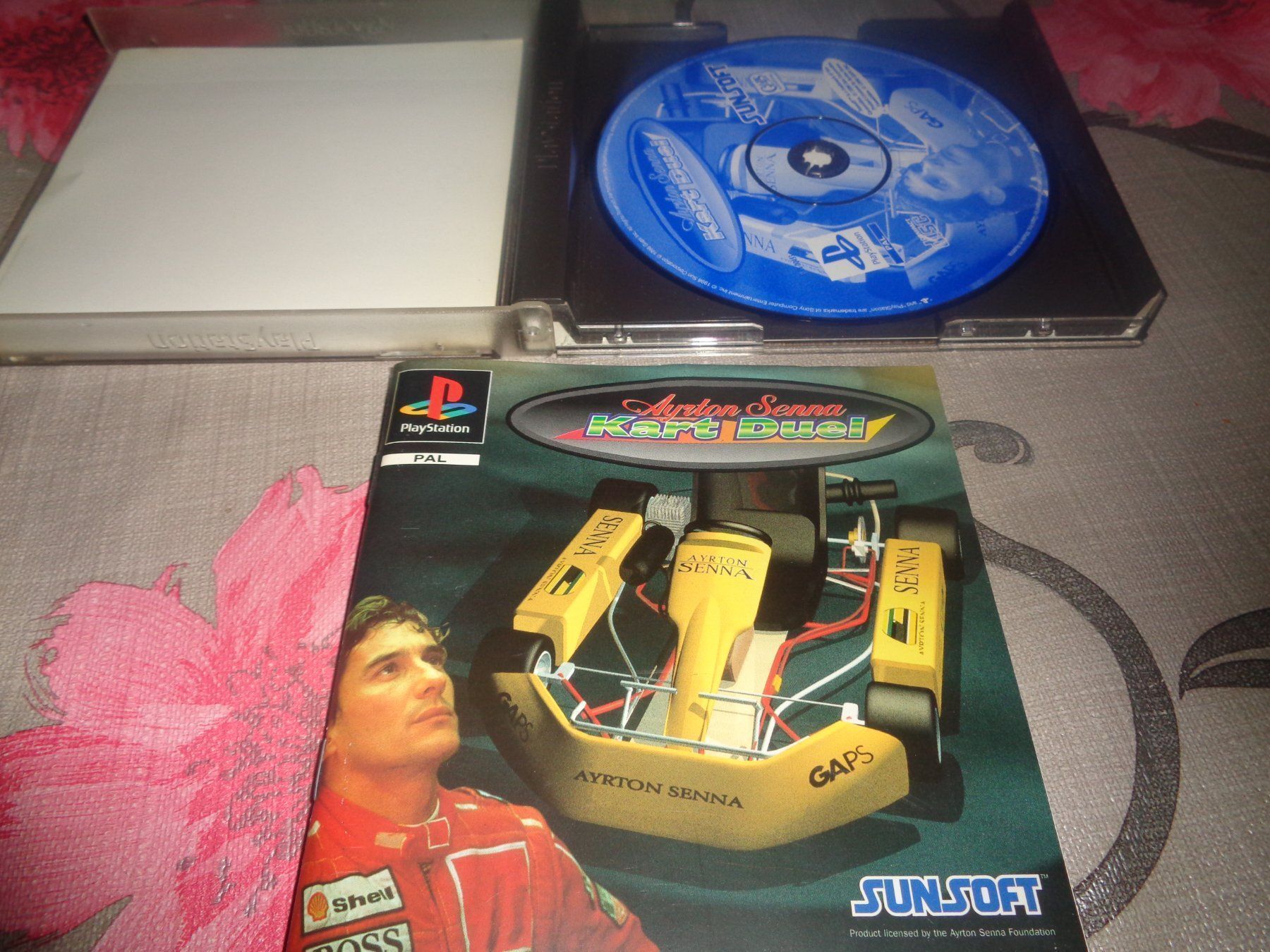 Giochi: Ayrton Senna - Kart Duel PS1 – Usato da Olten venduto da Disc-Ausverkauf 1