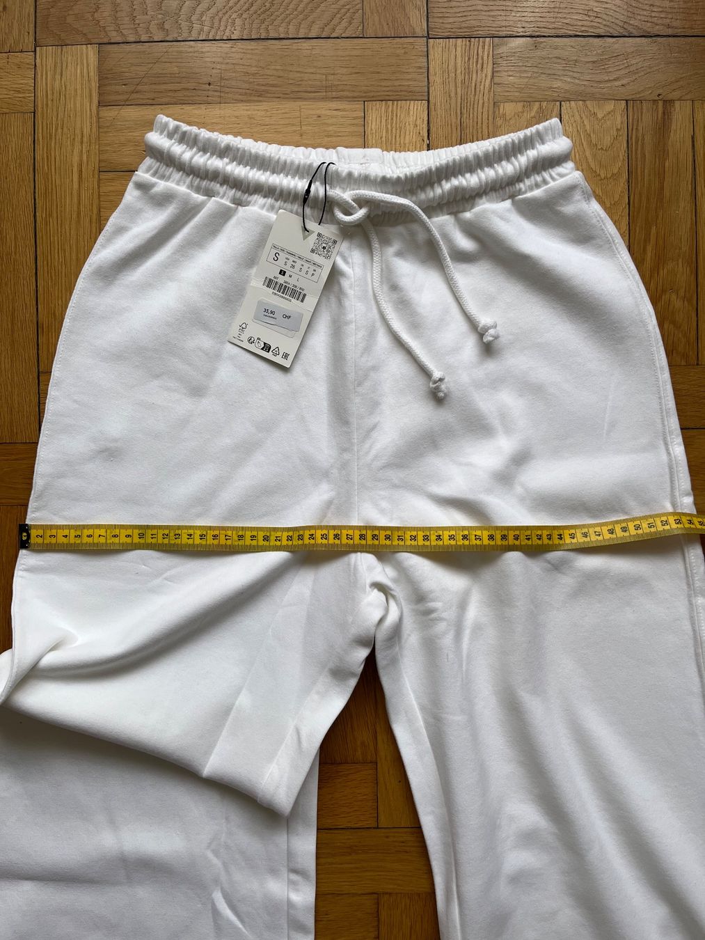 Zara Pantaloni: New Zara pants size S – Nuovo (secondo la descrizione) da Chêne-Bougeries venduto da Seetooyoo 4