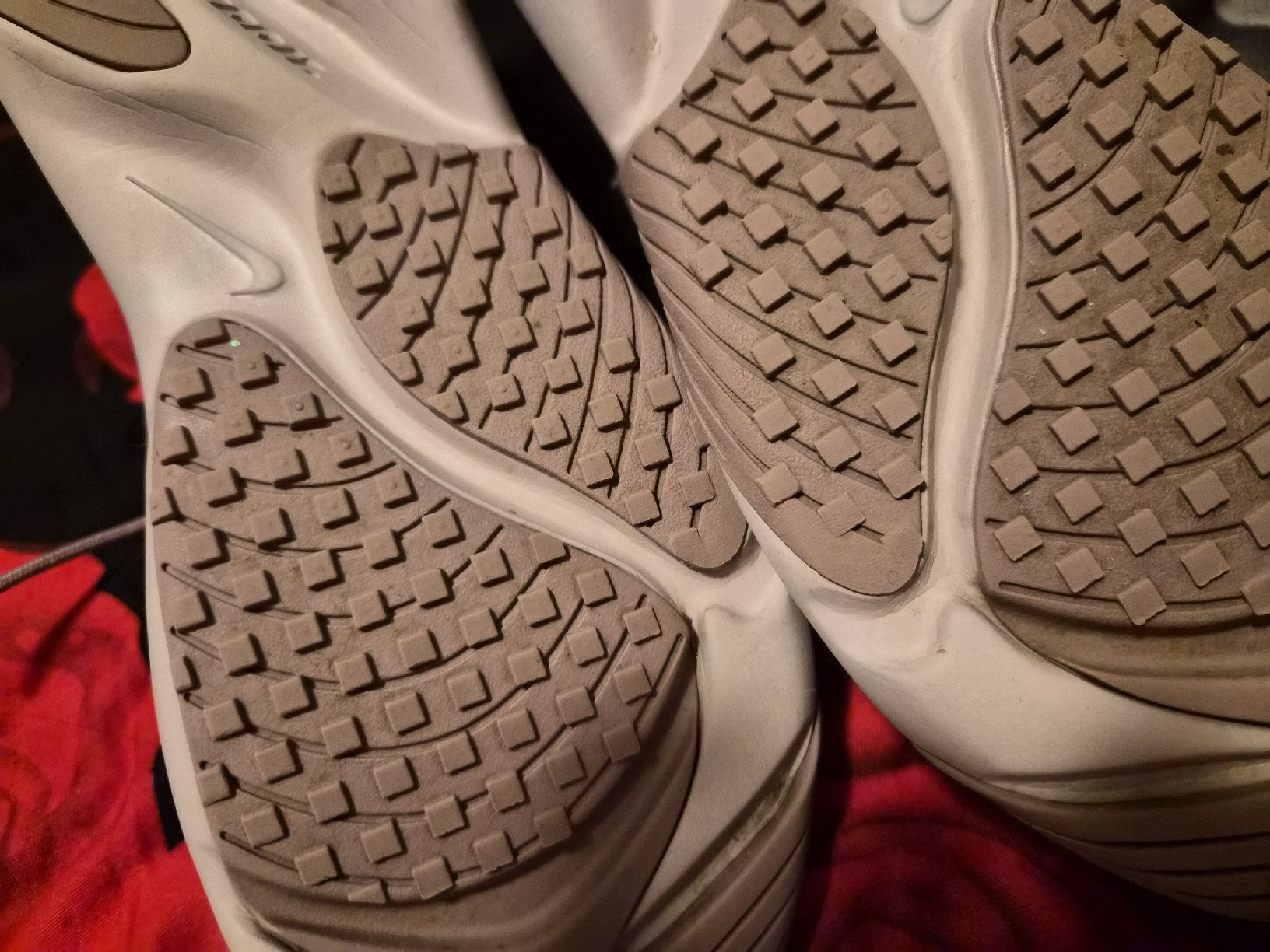 Nike Scarpe da donna: Nike Zoom 2K grösse 38.5 – Nuovo (secondo la descrizione) da Dietikon venduto da Eleda 2
