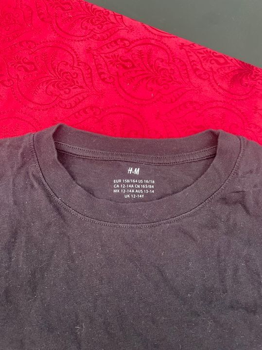 H&M Hemden, T-Shirts & Polos: Junge T-Schirt schwarz 158/164 – Gebraucht aus Bergdietikon von antovale 1
