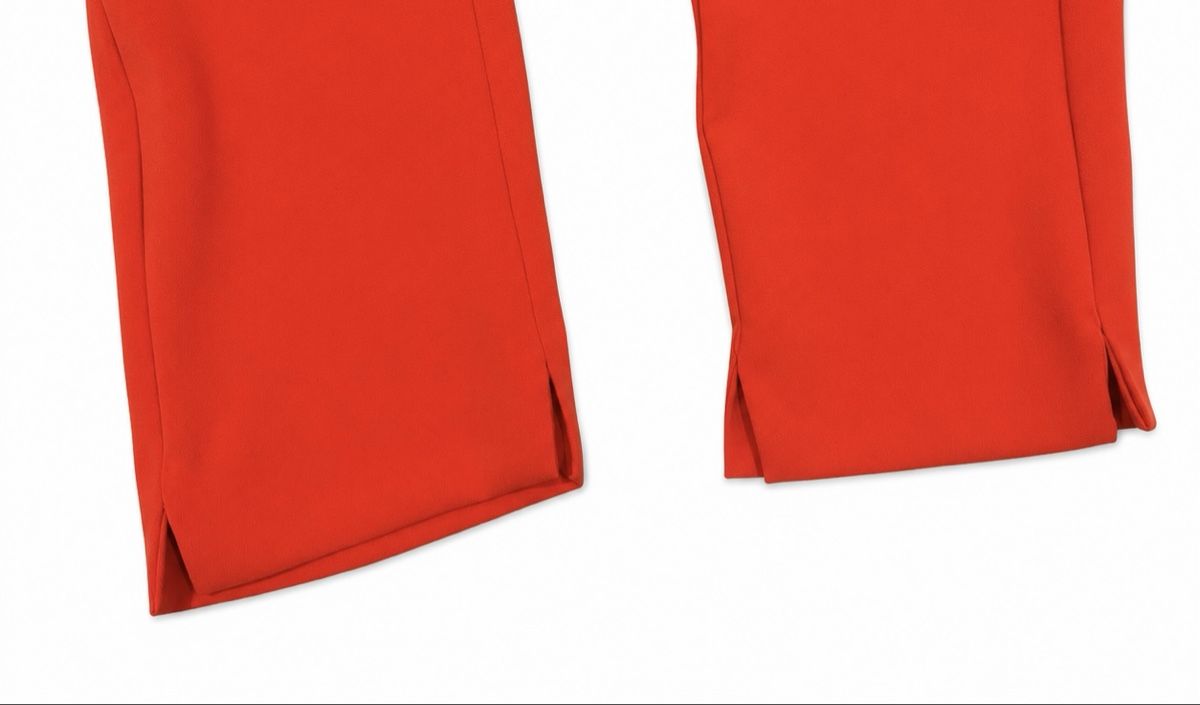 Mango Tute: Eleganter Mango Jumpsuit Rot | V-Ausschnitt | Bindegürtel – Nuovo (secondo la descrizione) da Aarberg venduto da LovelyThings_ 2