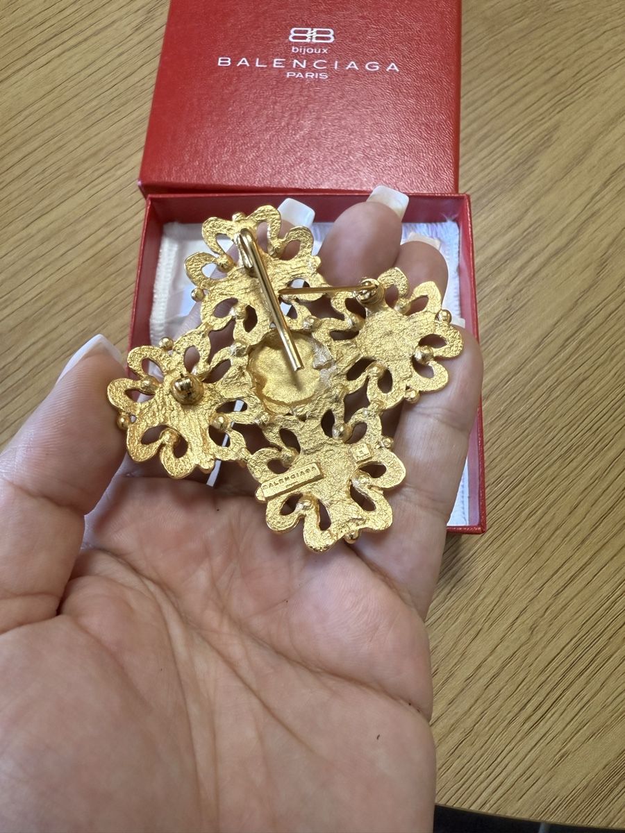 Spille & Fermagli: Broche & pendentif Balenciaga – Usato da Lausanne venduto da Mode_350 1