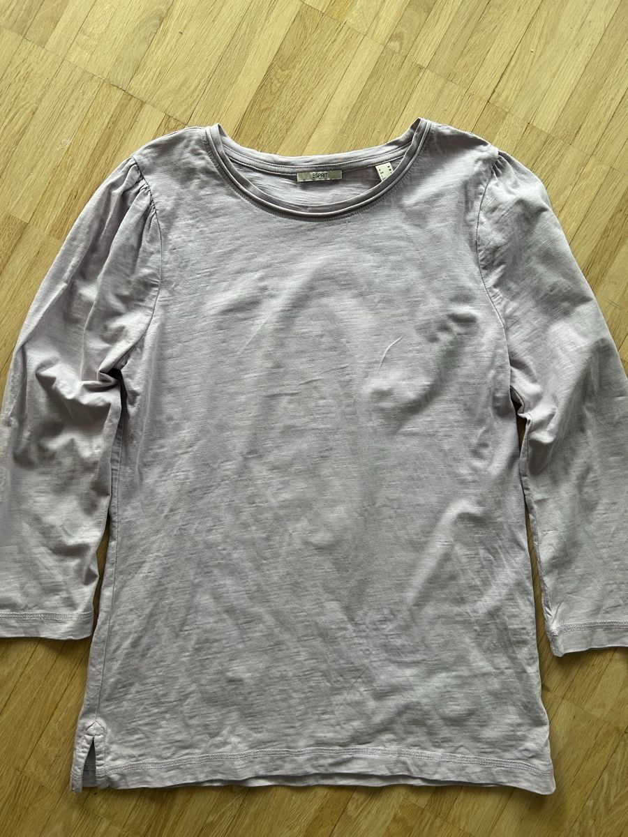 Esprit T-Shirts: Esprit Casual Puff Sleeve Shirt Size M – Gebraucht aus Nyon von Iamher