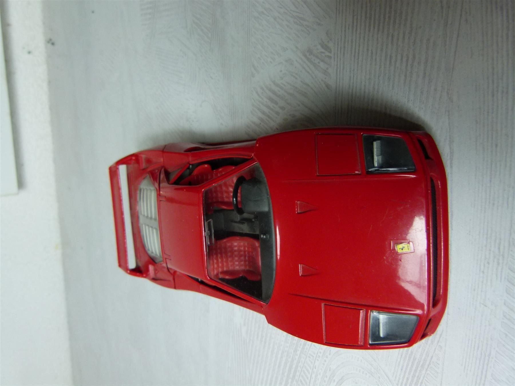 Modellini d'auto: Modellauto Ferrari F40 1:25 – Usato da Uerkheim venduto da Justi.y 1