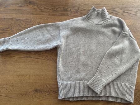 Pullover COS, 100% Wolle, Grösse M
