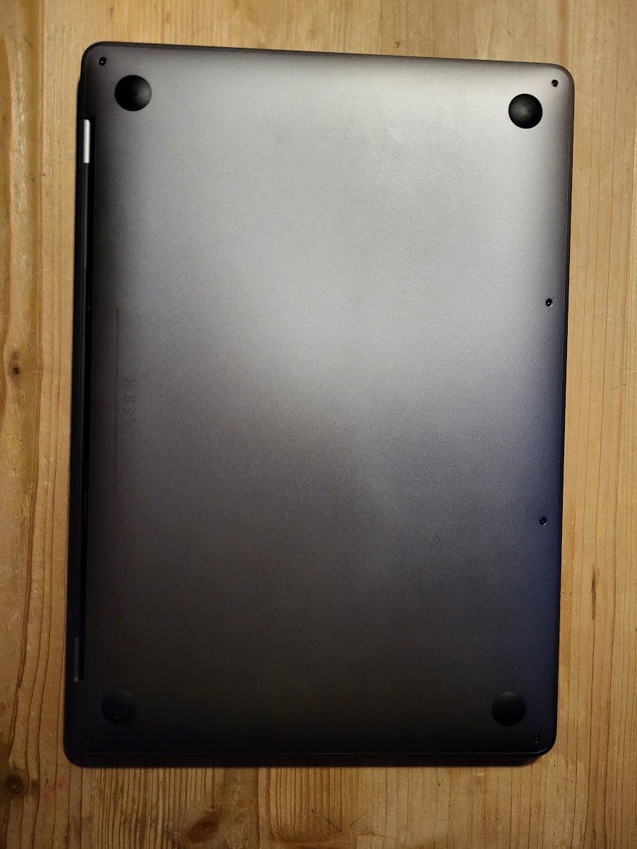 Apple Notebook: Apple MacBook Pro Mid 2019 – Usato da Selkingen venduto da Mazurit 1
