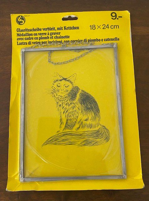 Bicchieri: NEU Glasritzscheibe verbleit mit Kettchen 18 x 24 cm – Nuovo e nell'imballaggio originale da Zürich venduto da kaegret