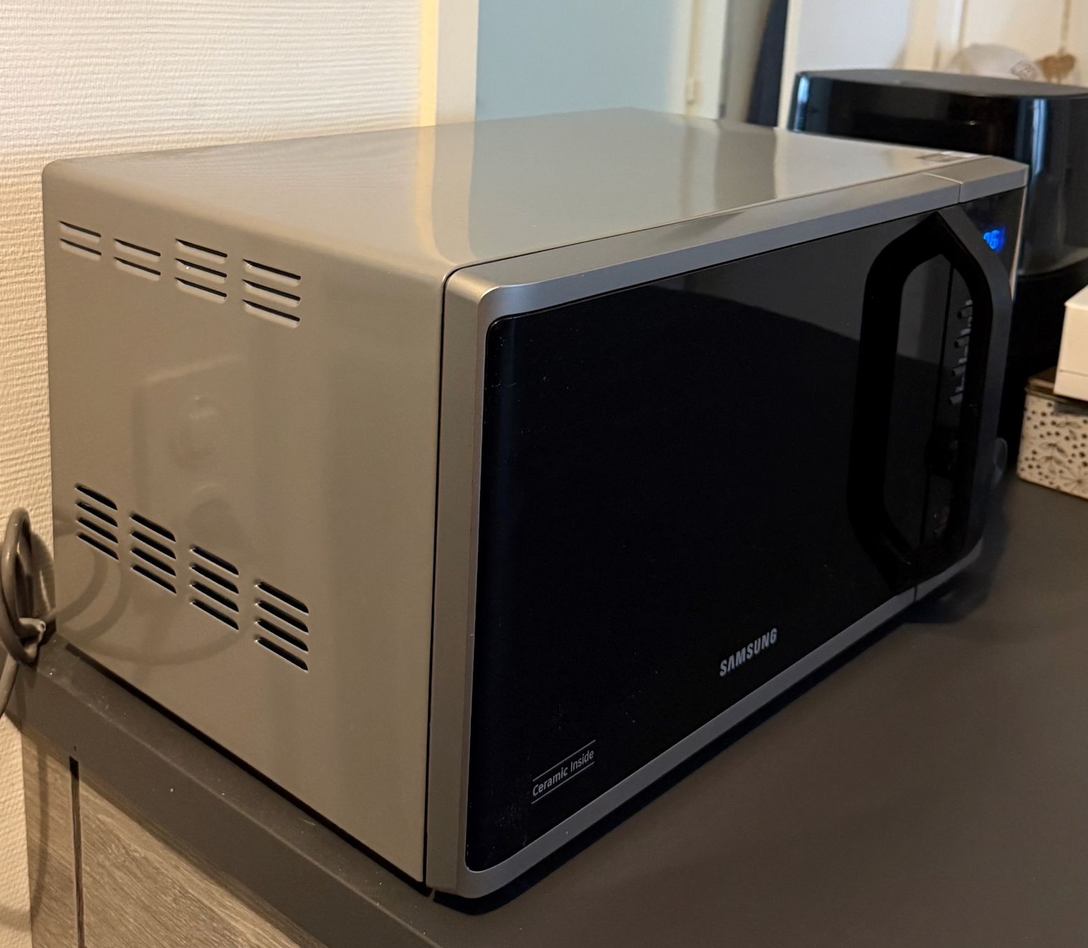 Komplettküchen: Micro-ondes / Microwave Samsung – Gebraucht aus Genève von dev_7mx7 1