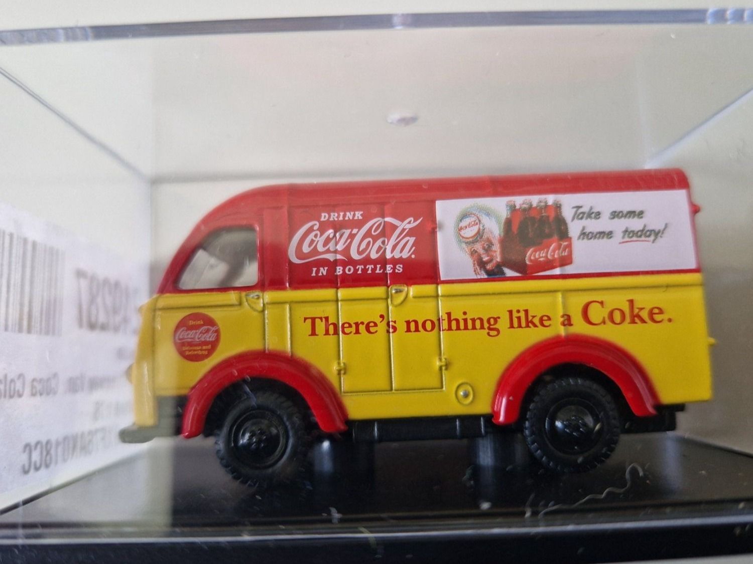 Coca-Cola Modellini d'auto: Coca Cola Austin K8 Van – Nuovo e nell'imballaggio originale da Rossrüti venduto da Petweiblau 1