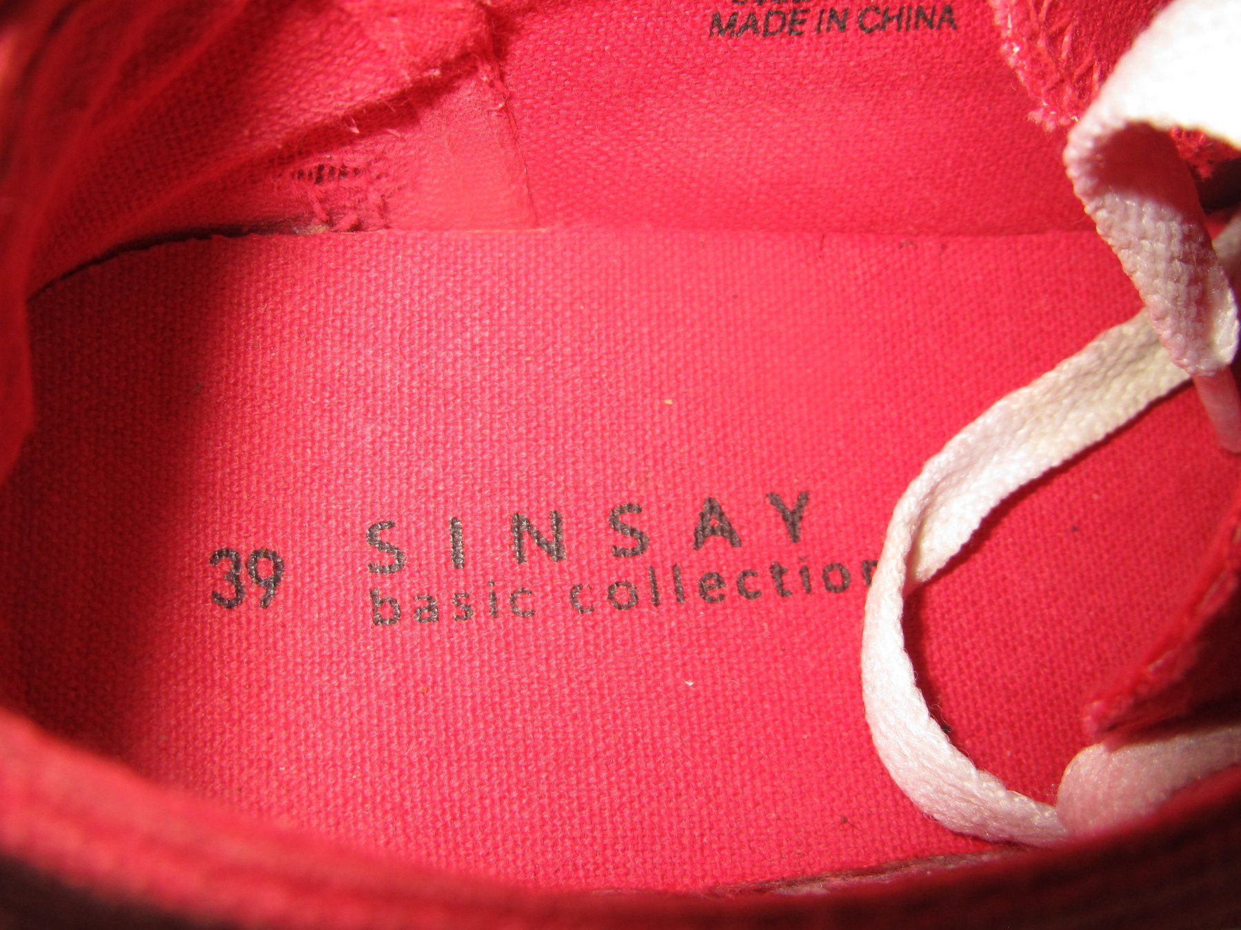 Scarpe da uomo: BASKET  SINSAY 39 – Usato da Murten venduto da Selliot 5