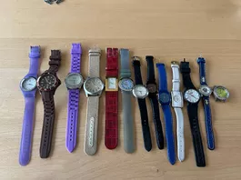 Uhren (Modeschmuck) - 12 Stück - getragen, guter Zustand