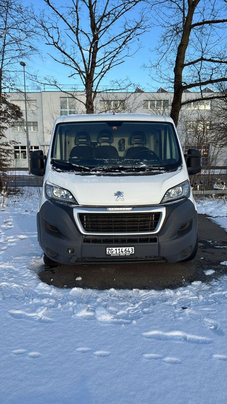 Peugeot Veicoli commerciali: PEUGEOT Boxer 2.2 HDI 330 Active L2H1 – Usato da Hünenberg venduto da Auto-Klinik01 5