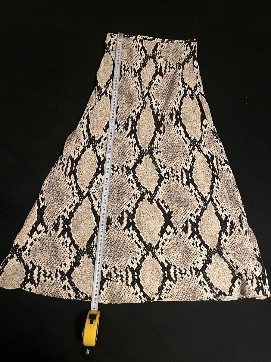 H&M Lotti di vestiti: Rock Schlangenprint & mit Spitze neu – Nuovo (secondo la descrizione) da Olten venduto da sae_82z2 5
