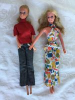 2 alte Barbies