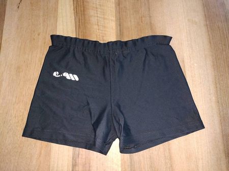 Kurze Turnhosen "Carla Sport" (Grösse 36)
