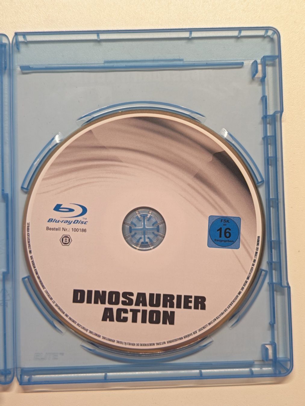 Tutti i DVDs: Dinosaurier Action - 3 Filme – Usato da Liestal venduto da Kratzilla 1