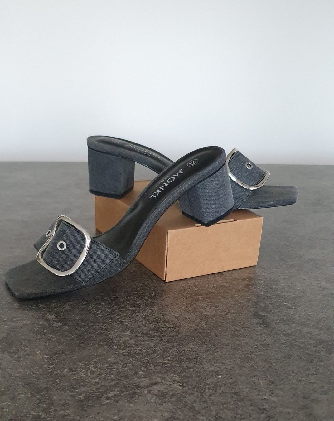 Monki Scarpe da donna: MONKI Pantoletten gr 39, NEU – Nuovo (secondo la descrizione) da Niederbipp venduto da blu_jw7r 2