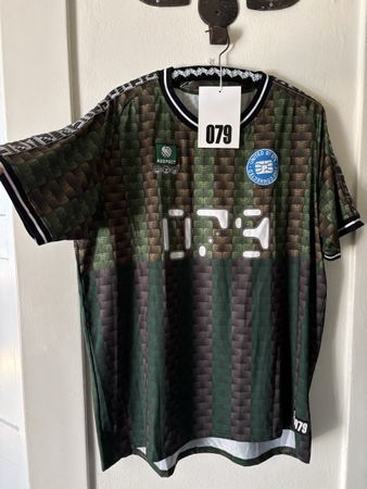 Stylisches 079 shirt- swisscom mode xxl
