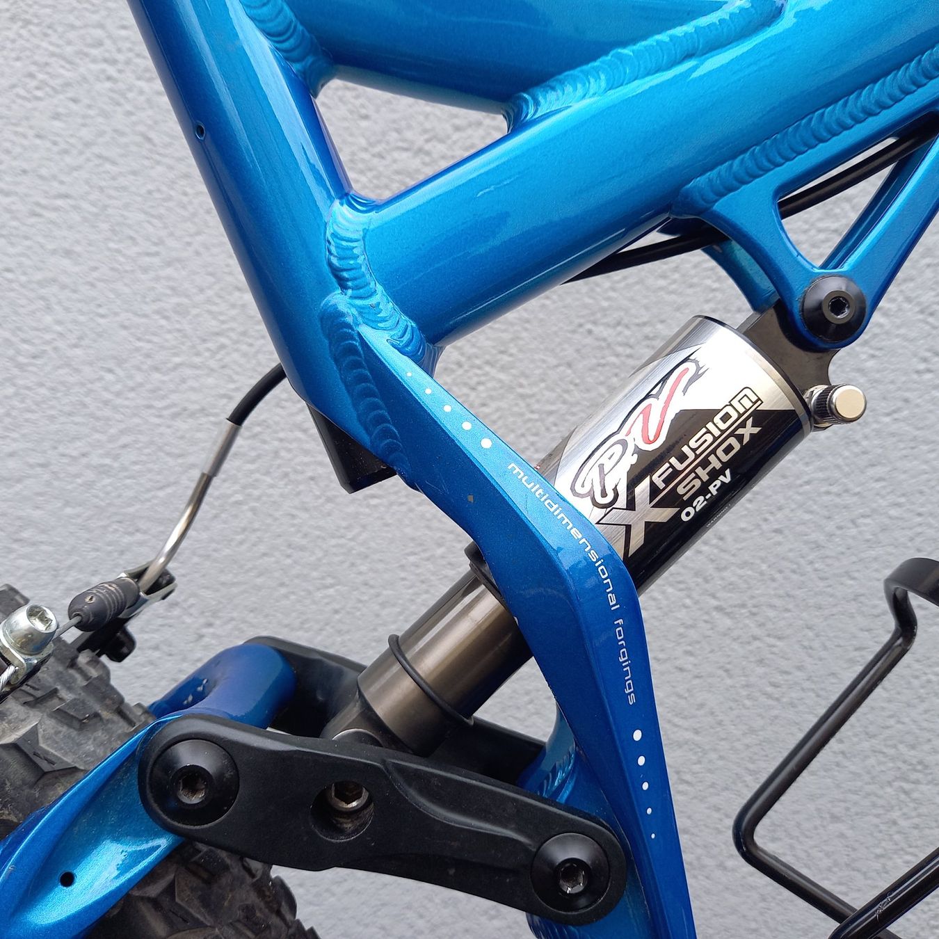 Specialized Biciclette: Mountainbike SPECIALIZED XC – Usato da Horgen venduto da  6