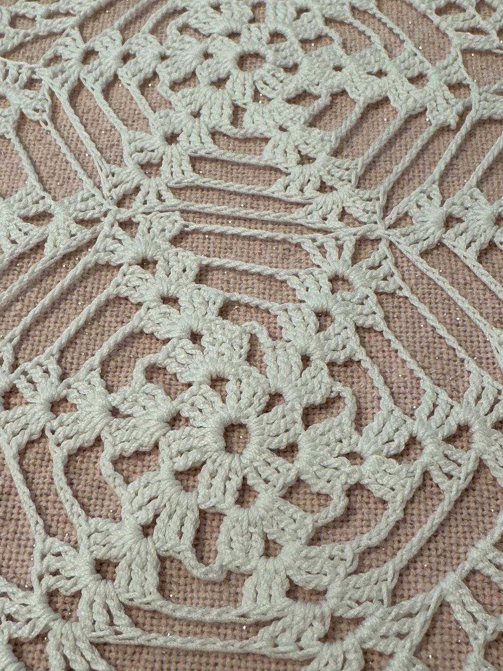 Coperte: Häkeldeckchen Spinnennetz – Usato da Zürich venduto da ThaliaL 5