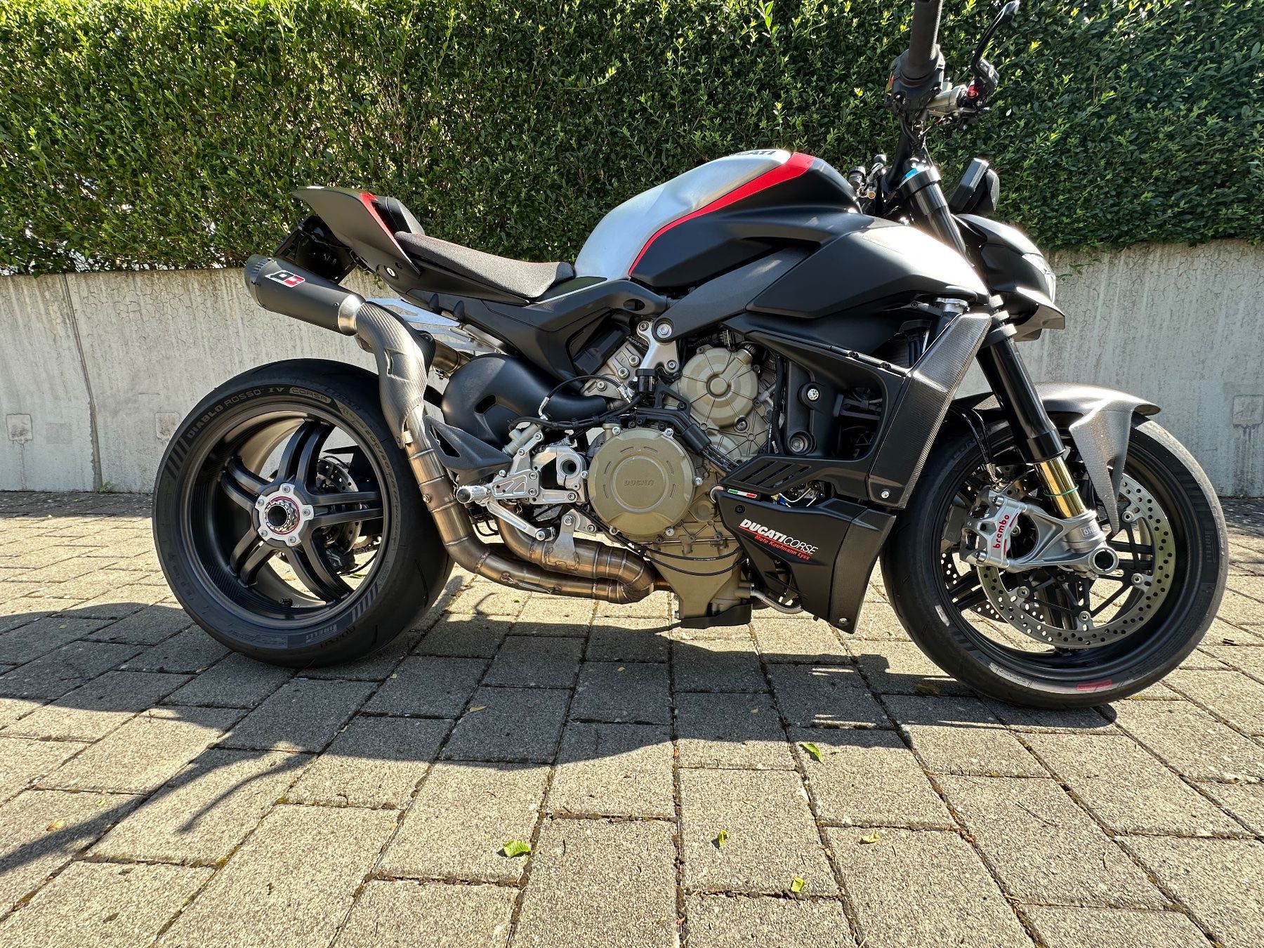 Ducati Strasse: DUCATI Streetfighter V4 SP – Gebraucht aus Bassersdorf von Manumission