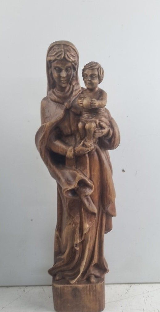 Figuren: Madonna mit Jesus Kind aus Holz geschnitzt – Gebraucht aus Flums von Flumsantik