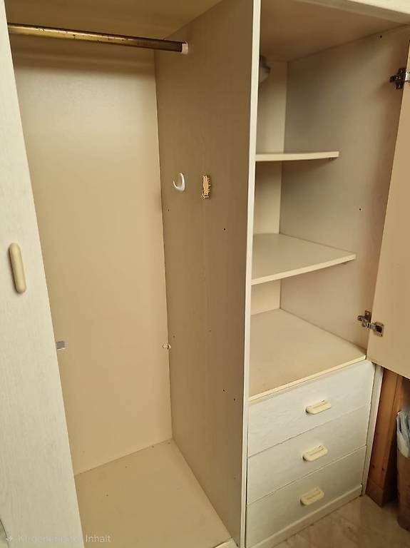 Armadi: Kleiderschrank – Usato da Schüpfheim venduto da Cosama 1