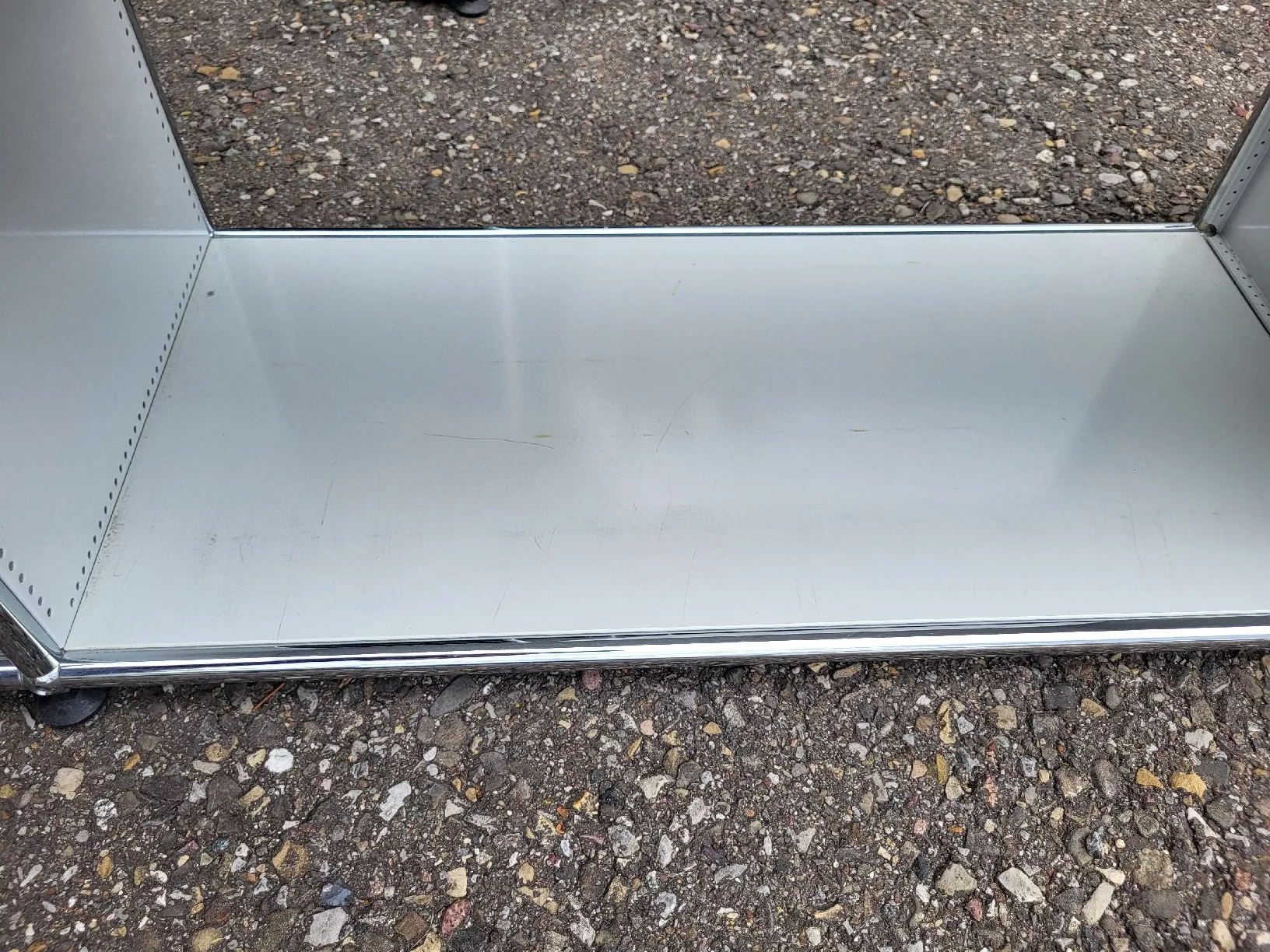USM Scaffali: USM Regal weiss – Usato da Dietlikon venduto da Yul_yy9w 4