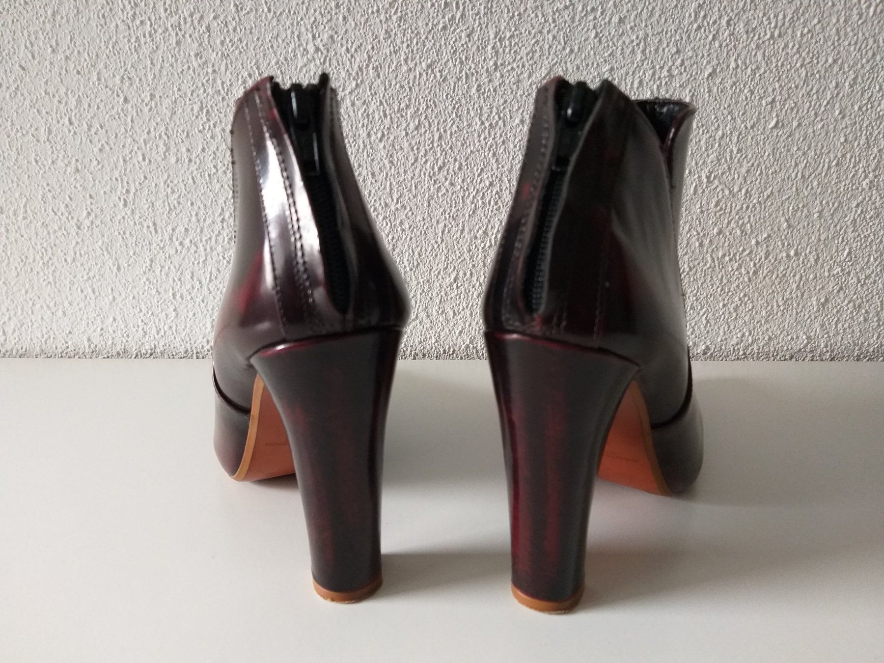 Zara Scarpe da donna: ZARA Bottines / Stiefeletten pointure / Nummer 38 – Usato da Cossonay-ville venduto da Super-Price-Quality 5
