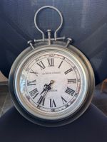 Wanduhr 49 Bond Street London silberfarben gebraucht