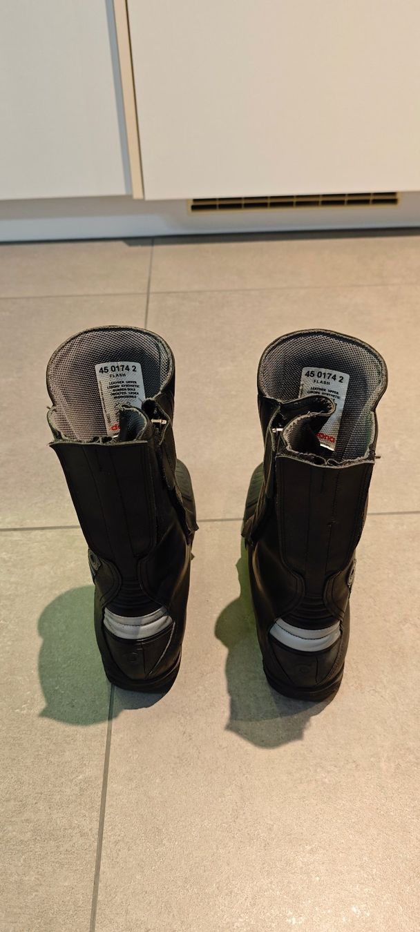 Chaussures hommes: Daytona Motorradstiefel – D'occasion à Aarburg par Liebherr0 1