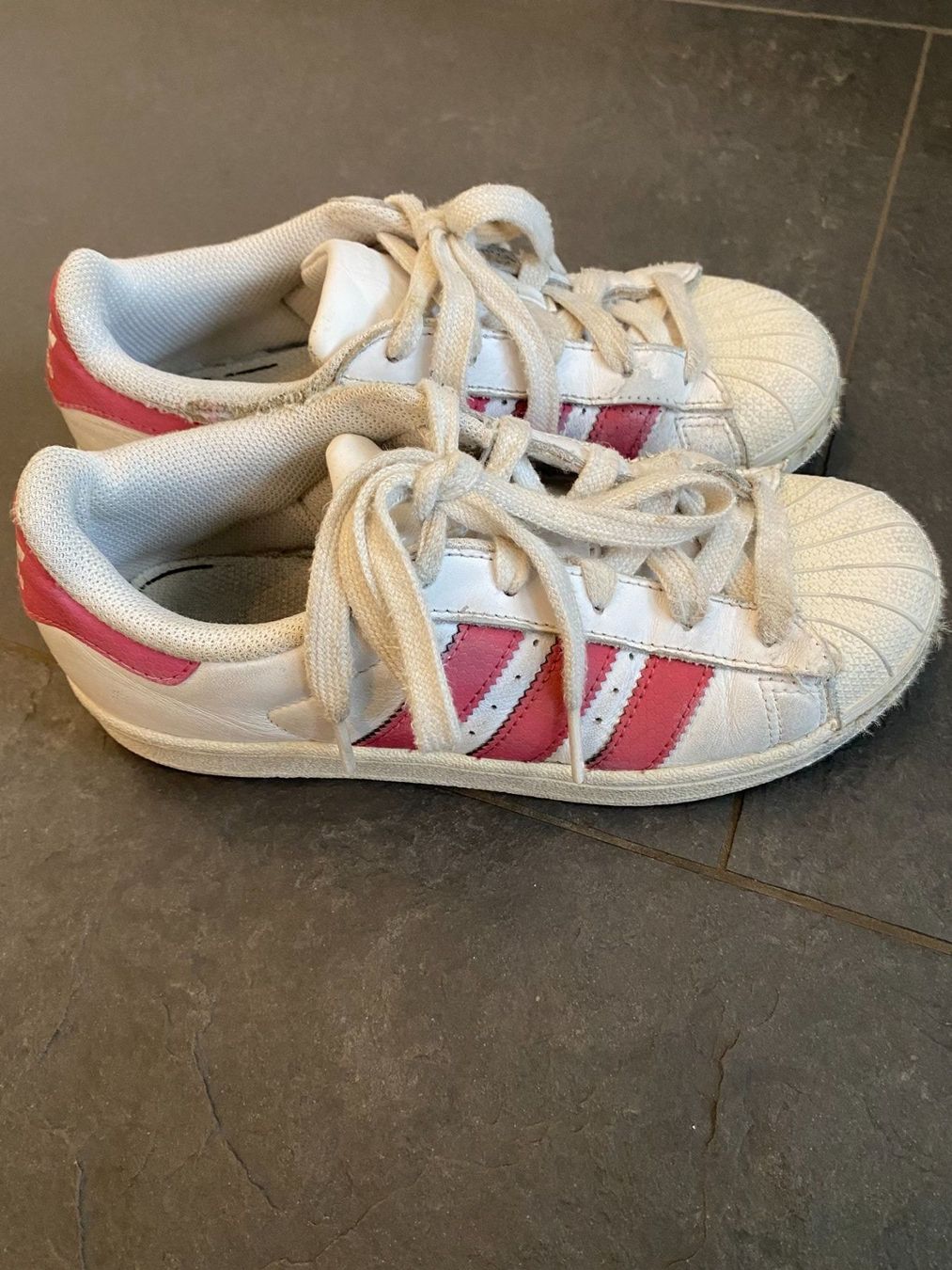 Holzartikel: 3 Stk. Mädchen Schuh-Set Gr. 34 – Gebraucht aus Bonstetten von VCLS 3