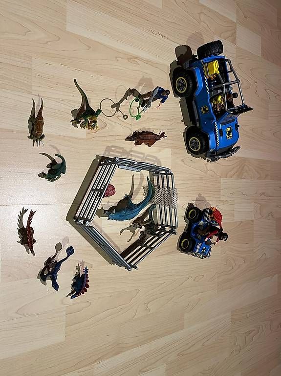 Spielzeuge: Dinolandschaft schleich – Gebraucht aus Buchs AG von kau_mpk9 4