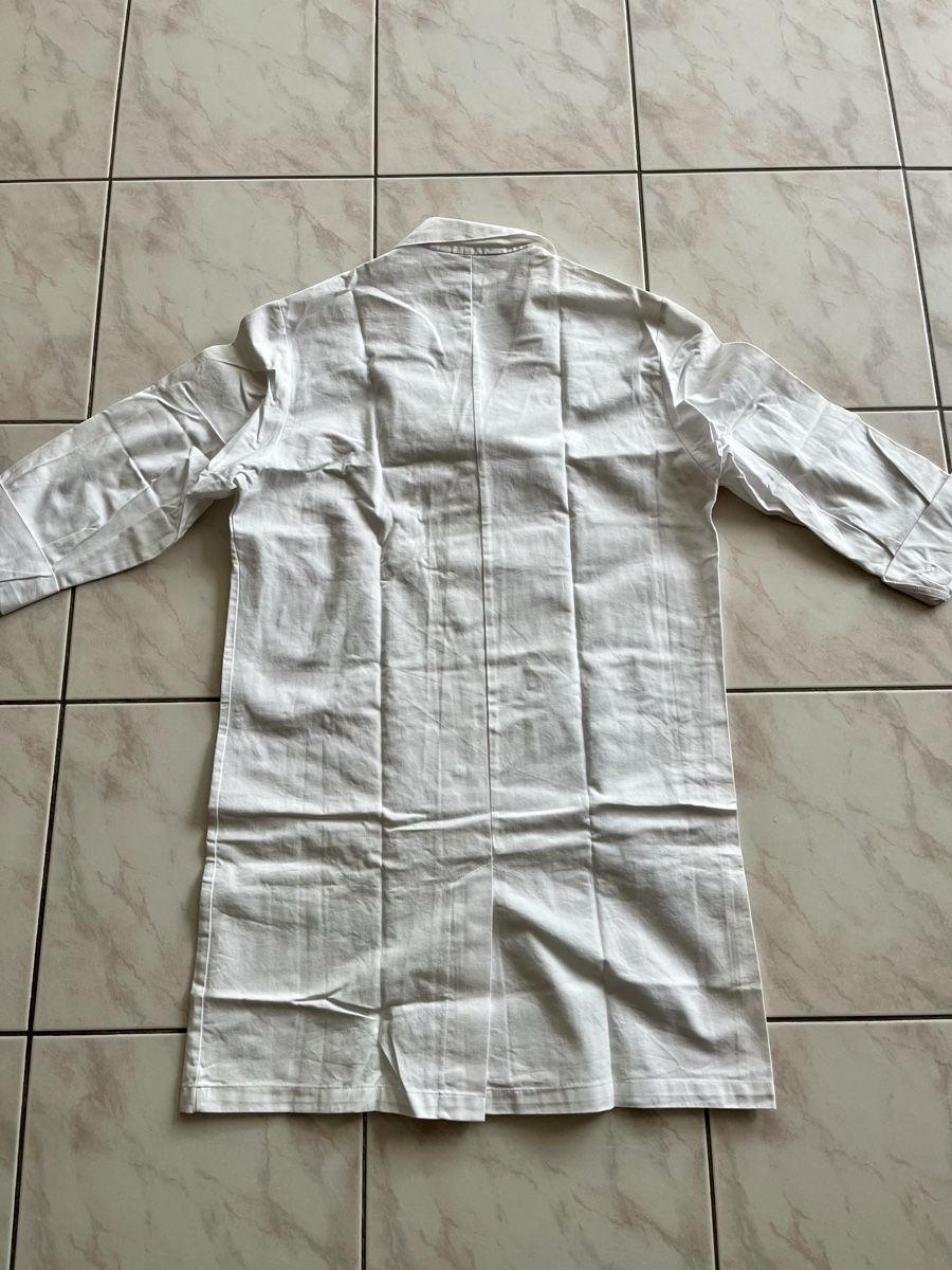 Camicette: Blouse pour cours de chimie, sciences comme neuve – Usato da etagnières venduto da isoz01 3