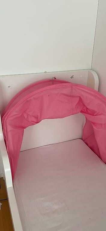 Letti: IKEA Bett und Kopfteil – Usato da Oberrohrdorf venduto da nue_ibishi 1