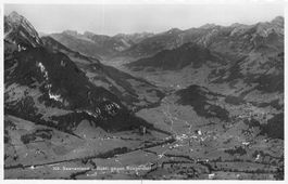 Saanenland BE Panorama gegen Rougemont