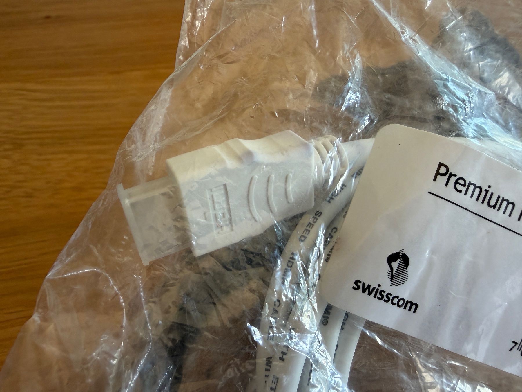 Swisscom Kabel: Premium HDMI cable, 1.8m SAP 10232135 – Neu und originalverpackt aus Urnäsch von Winterzauber12 1