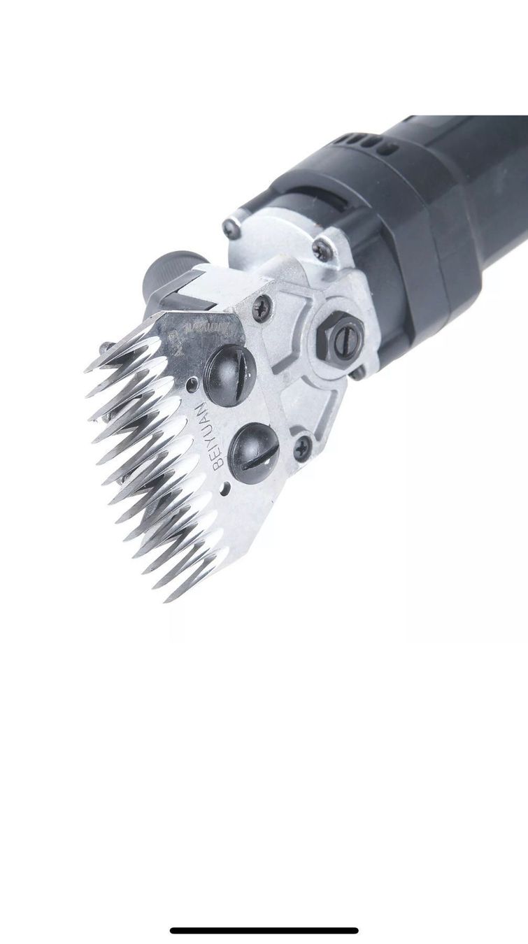 Alle Maschinen: +Profi Schafschere 690W Schermaschine – Neu und originalverpackt aus Amriswil von JaJa-Express 4